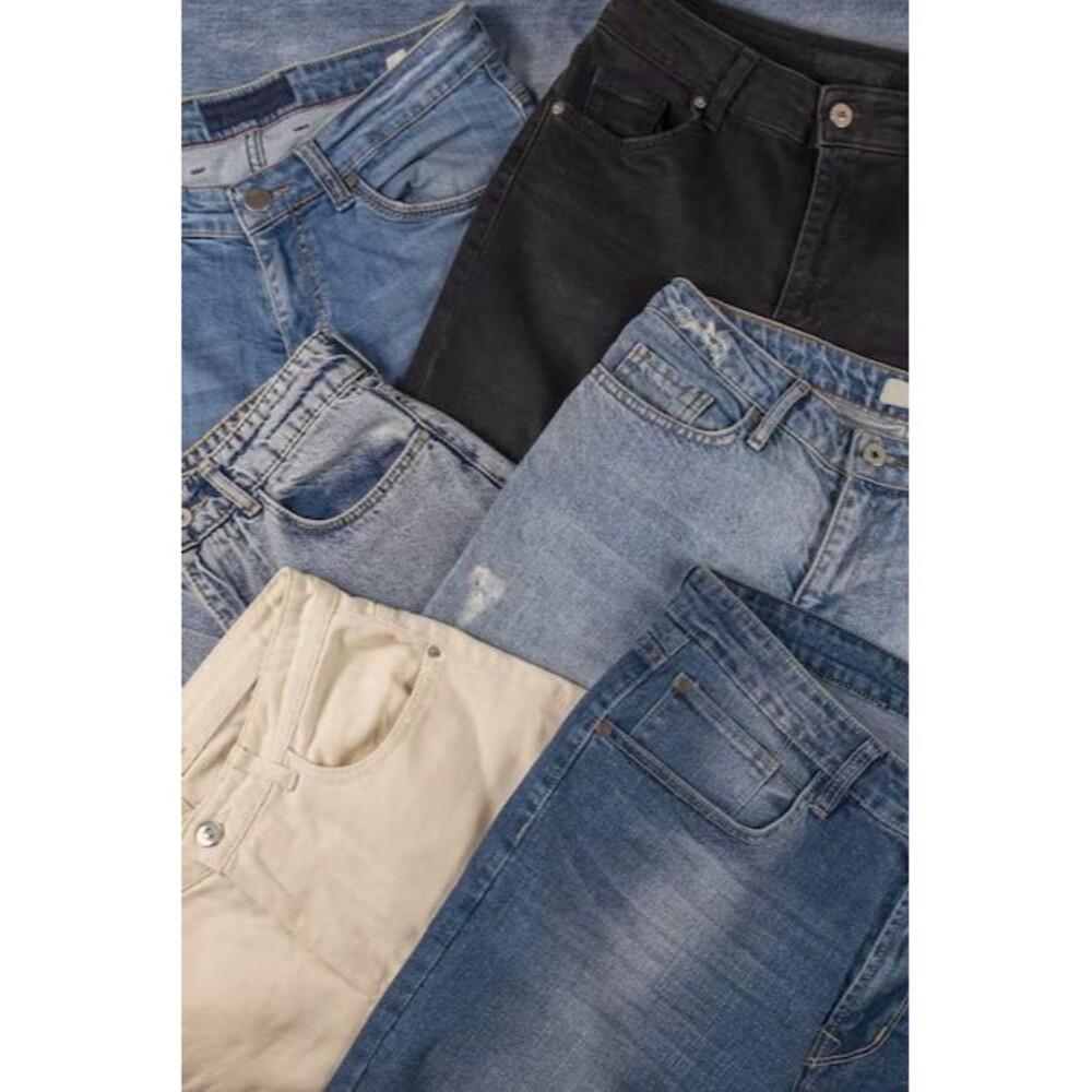 Womens Jeans Clothing Bundle Lot of 6 Mixed Sizes Reseller Wholesale Denim
